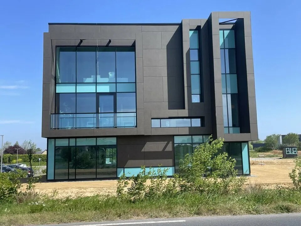 Bureau dans Épron à louer Photo de l’immeuble– Image 1 sur 14