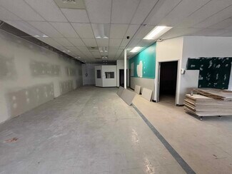 Plus de détails pour 3006-3094 Skaha Lake Rd, Penticton, BC - Local d'activités à louer