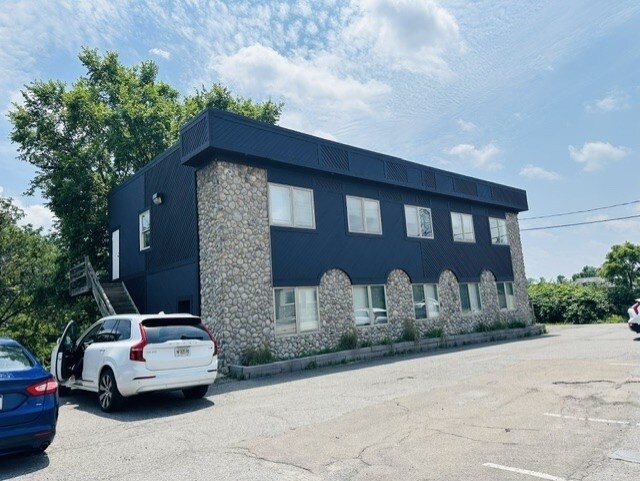 5949 Steubenville Pike, Mc Kees Rocks, PA à louer - Photo de l’immeuble – Image 3 sur 12