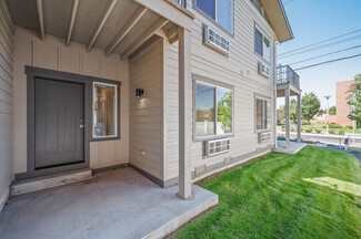 Plus de détails pour 1417 5th St, Wenatchee, WA - Logement à vendre