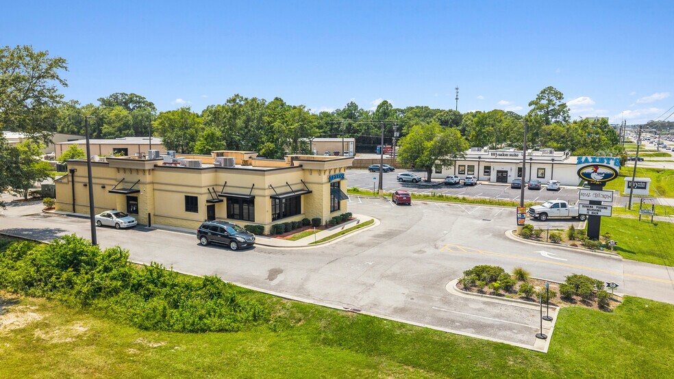 121 E Nine Mile Rd, Pensacola, FL à vendre - Photo de l’immeuble – Image 2 sur 4