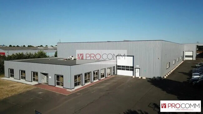 Plus de détails pour Local d’activités à vendre