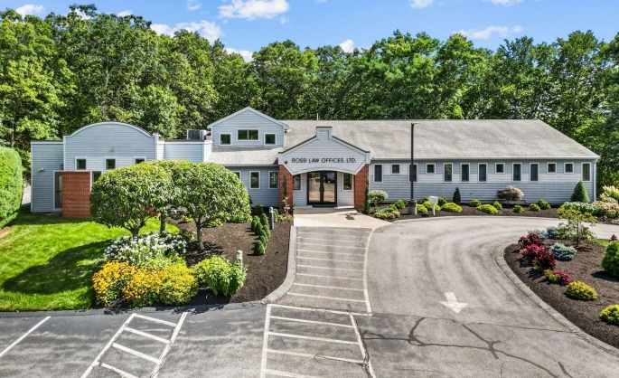 28 Thurber Blvd, Smithfield, RI à vendre Photo principale– Image 1 sur 9