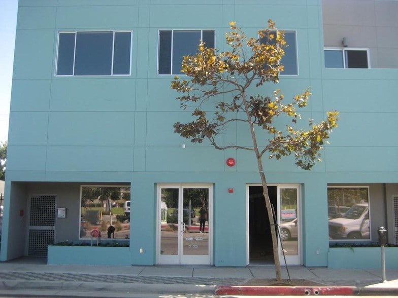 2222 Pico Blvd, Santa Monica, CA à louer - Photo de l’immeuble – Image 2 sur 9