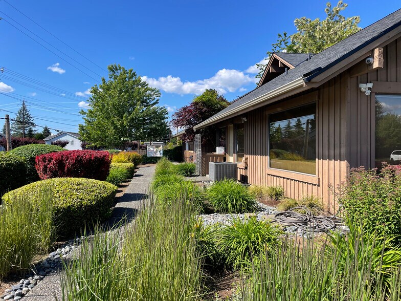 7825 47th Ave NE, Marysville, WA à vendre - Photo de l’immeuble – Image 3 sur 10