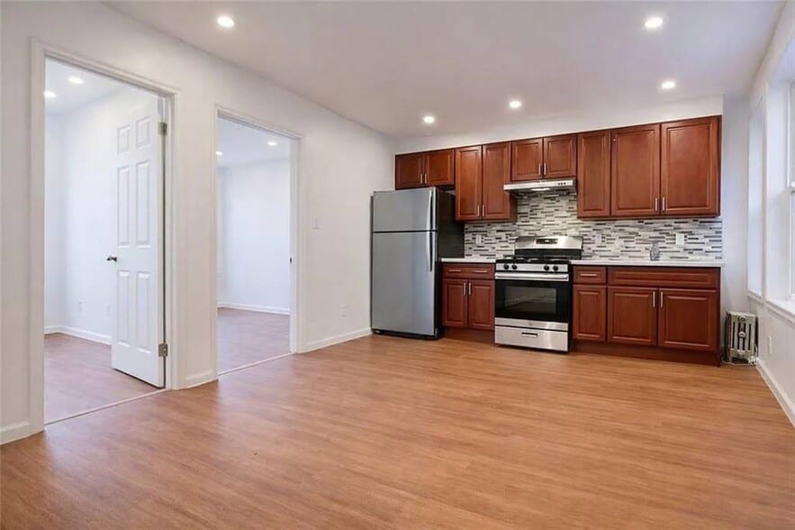 1746 Flatbush Ave, Brooklyn, NY à vendre - Photo principale – Image 1 sur 4