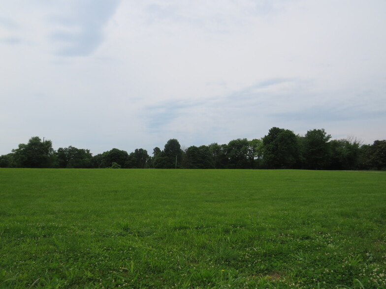 920 Springfield Rd, Bardstown, KY à vendre - Photo de l’immeuble – Image 3 sur 10