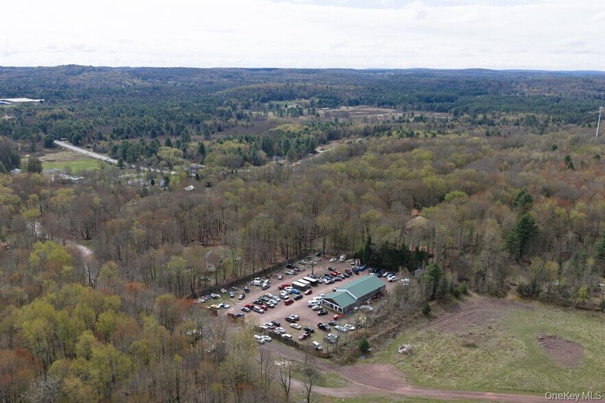 47 Coopers Corner Rd, Monticello, NY à vendre - Photo de l’immeuble – Image 2 sur 15