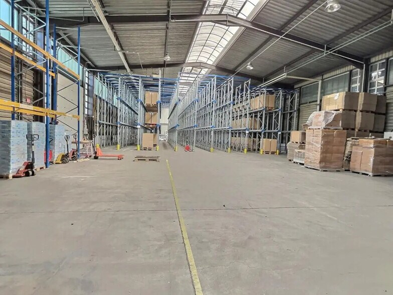 Industriel/Logistique dans Saint-Avold à vendre - Photo de l’immeuble – Image 3 sur 25