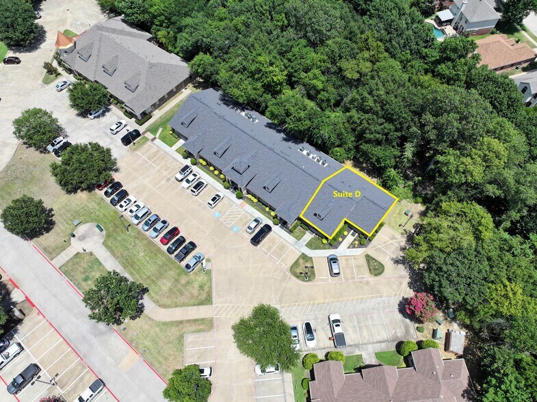 2612 Long Prairie Rd, Flower Mound, TX à louer - Photo de l’immeuble – Image 3 sur 6