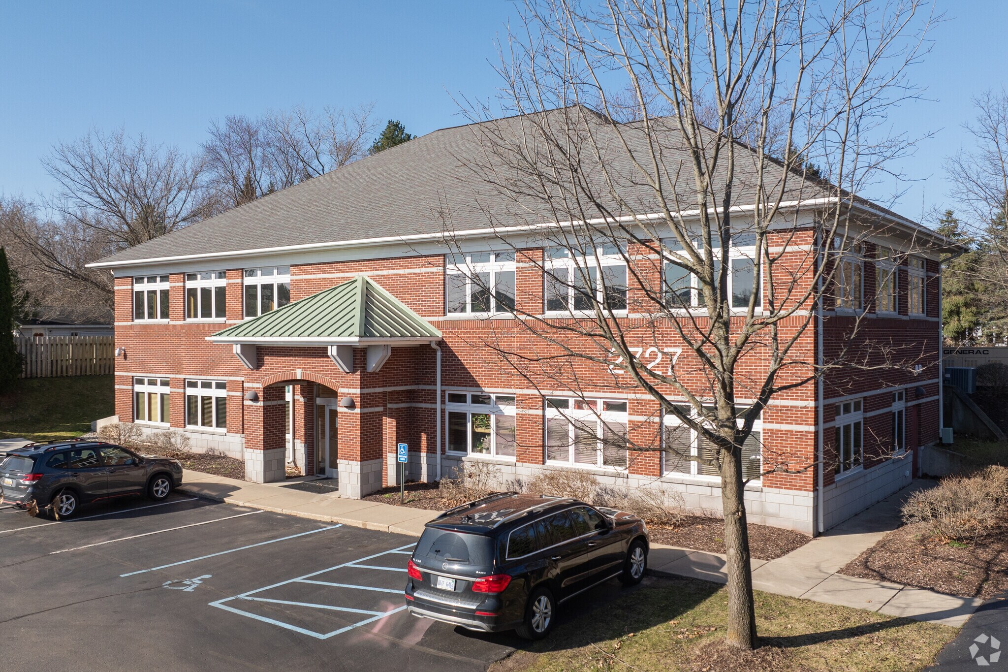 2727 E Beltline Ave NE, Grand Rapids, MI à louer Photo principale– Image 1 sur 6