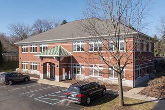 Plus de détails pour 2727 E Beltline Ave NE, Grand Rapids, MI - Bureau à louer