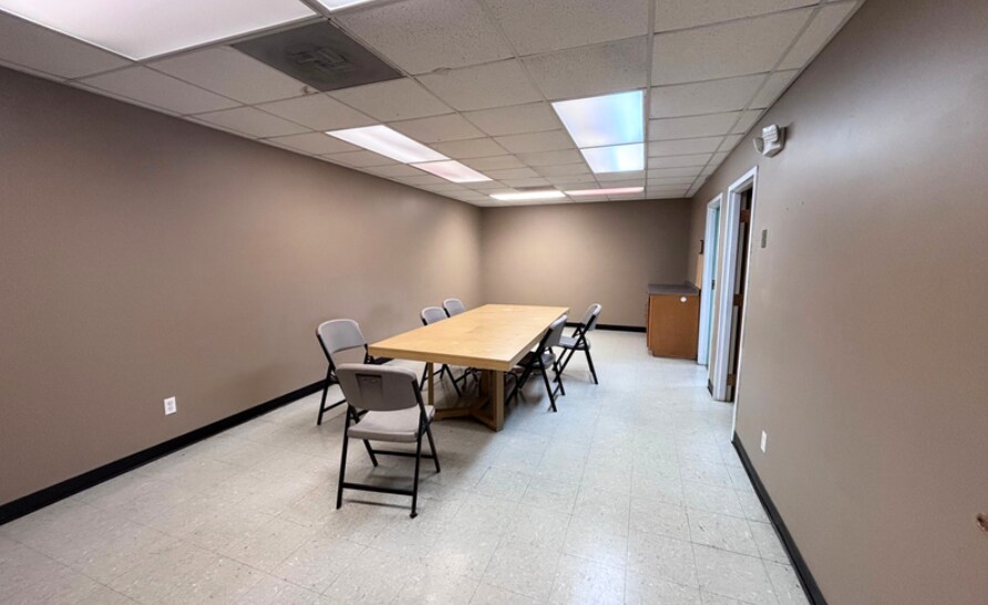 200 N Bassett St, Clayton, DE à louer - Photo intérieure – Image 2 sur 8