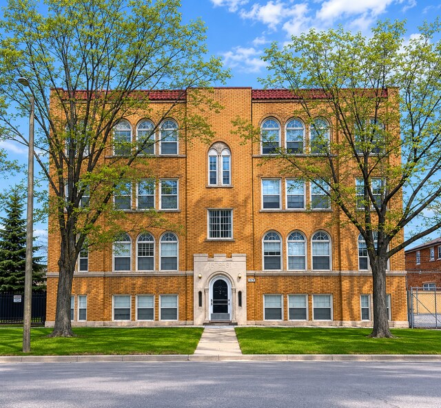 15771 Mack Ave, Detroit, MI à vendre Photo de l’immeuble– Image 1 sur 7