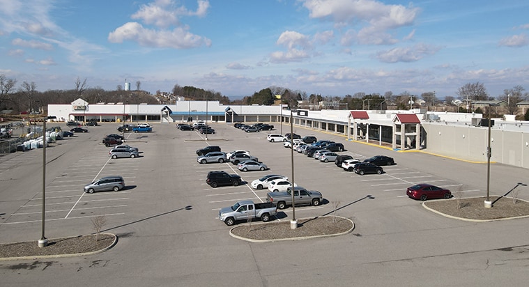 1500 Roanoke St, Christiansburg, VA à louer - Photo de l’immeuble – Image 3 sur 4