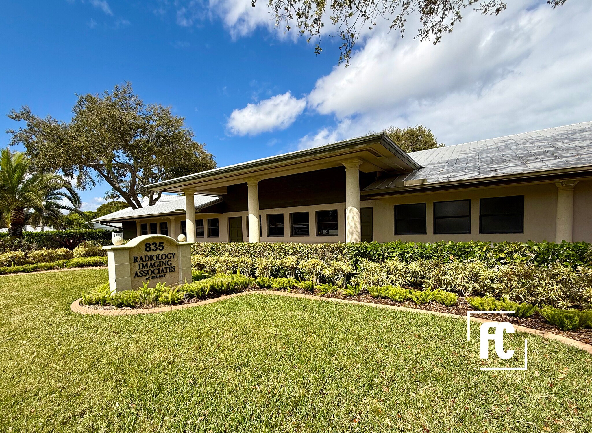 835 SE Osceola St, Stuart, FL à vendre Photo principale– Image 1 sur 40