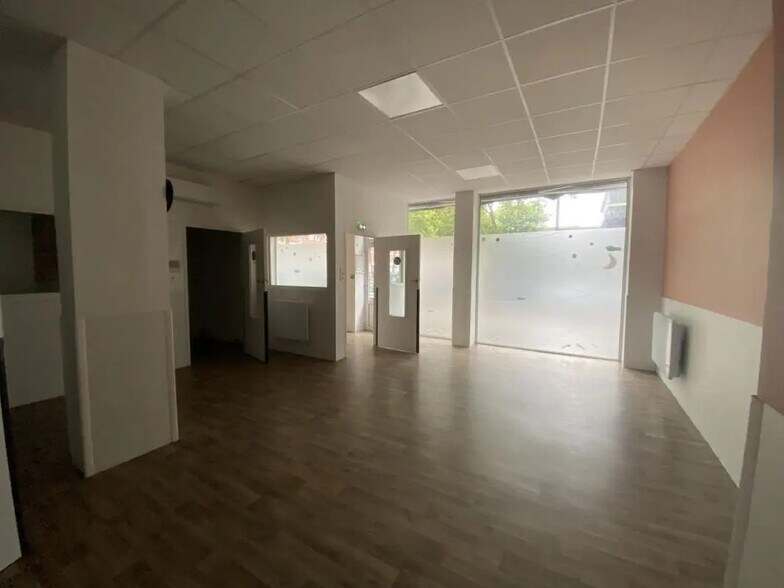 Local commercial dans Le Havre à louer - Photo intérieure – Image 2 sur 7