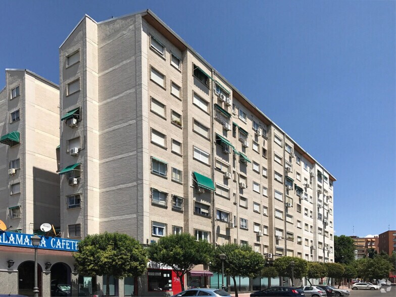 Immeuble residentiel dans Móstoles, Madrid à vendre - Photo de l’immeuble – Image 2 sur 2
