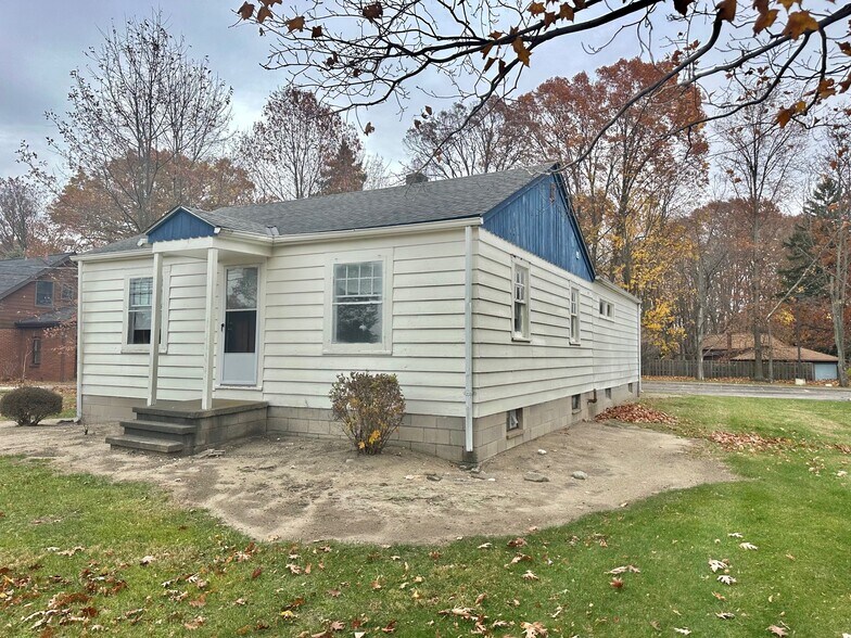 5723-5733 Hopkins Rd, Mentor, OH à vendre - Photo de l’immeuble – Image 3 sur 5