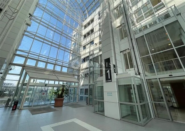 Plus de détails pour Bureau à louer