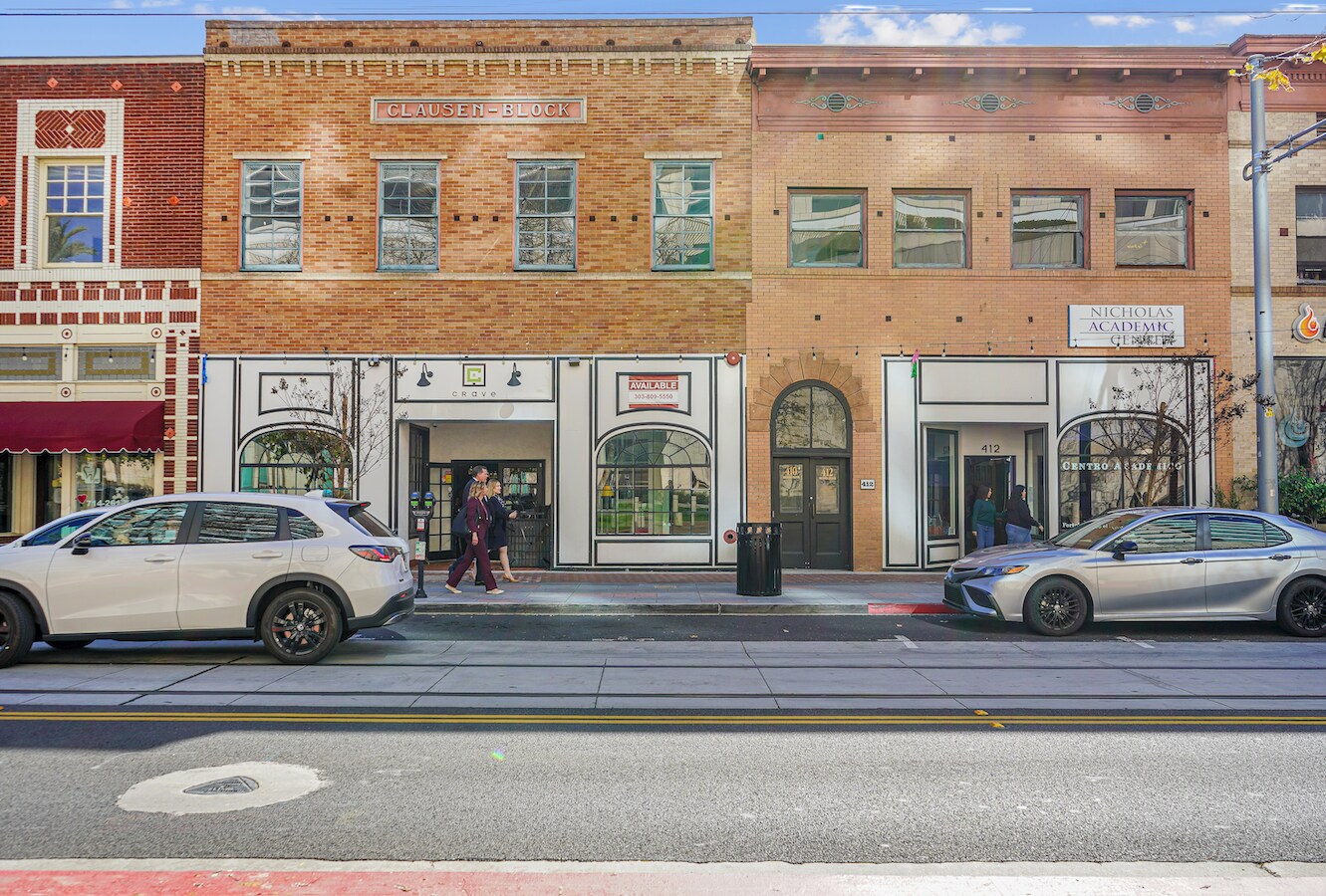 410 W 4th St, Santa Ana, CA à vendre Photo principale– Image 1 sur 20