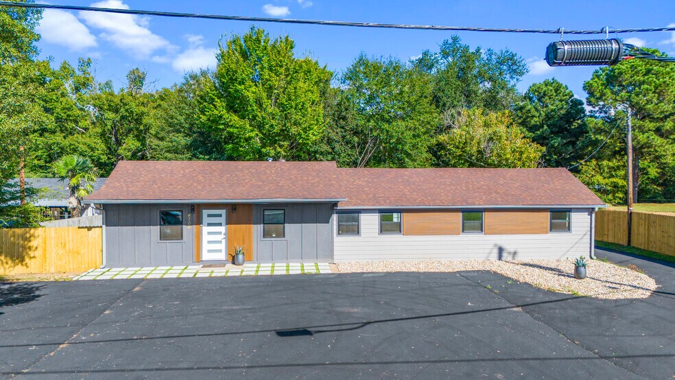 4704 Judson Rd, Longview, TX à vendre - Photo principale – Image 1 sur 26