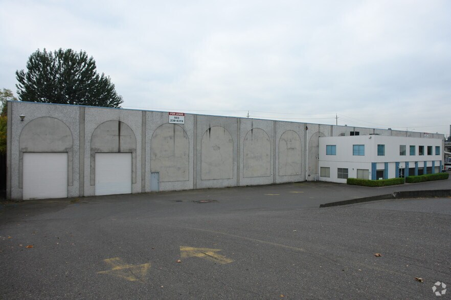 3400 NE Columbia Blvd, Portland, OR à vendre - Photo de l’immeuble – Image 2 sur 6