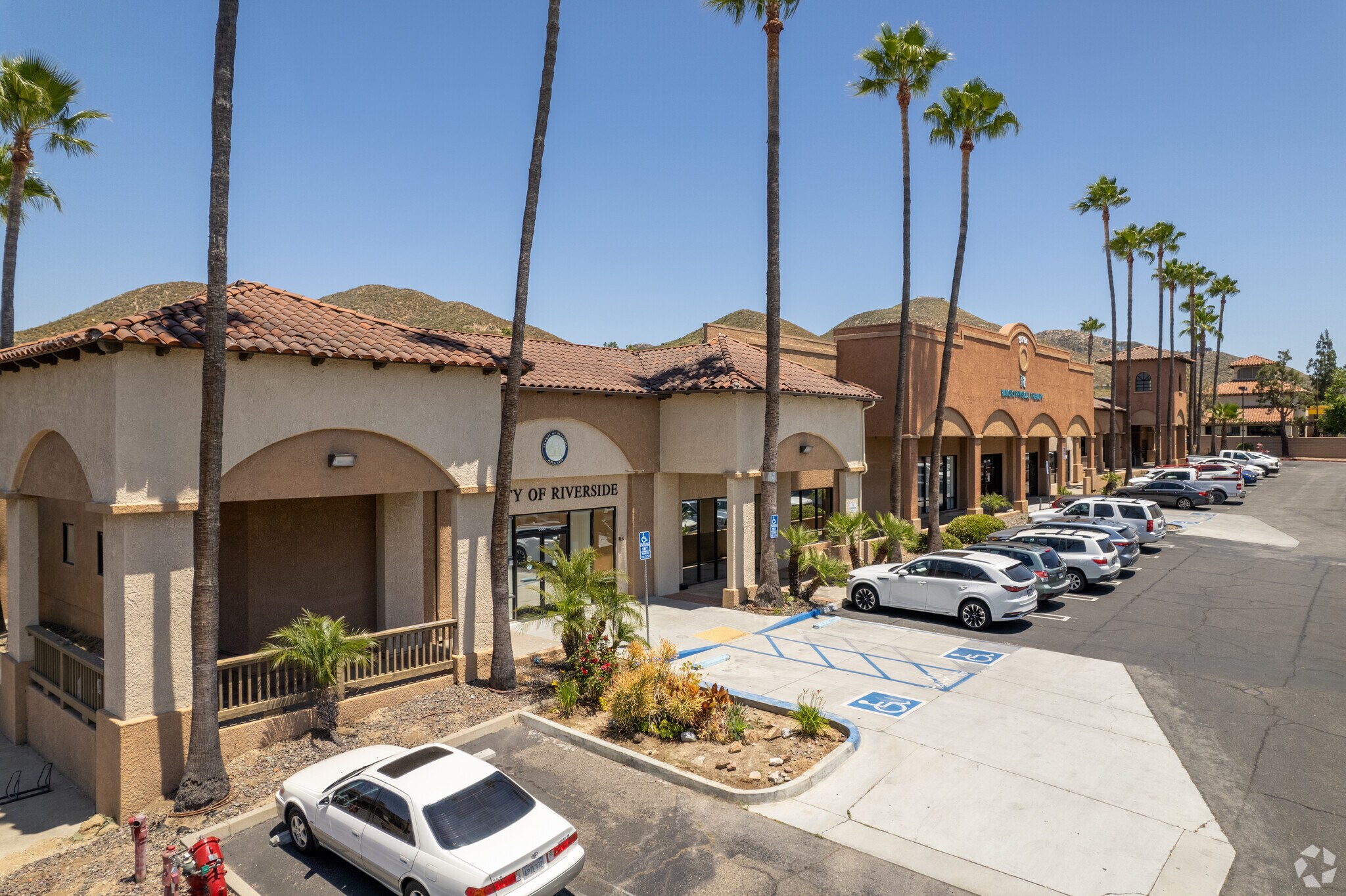 31750-31764 Casino Dr, Lake Elsinore, CA à louer Photo principale– Image 1 sur 32