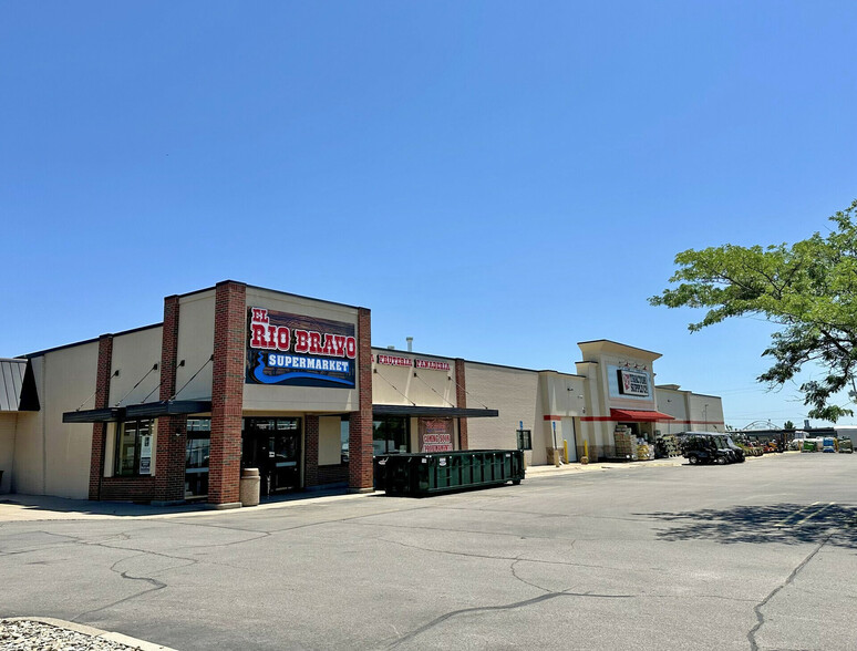 1312 Industrial Rd, Emporia, KS à louer - Photo de l’immeuble – Image 2 sur 9