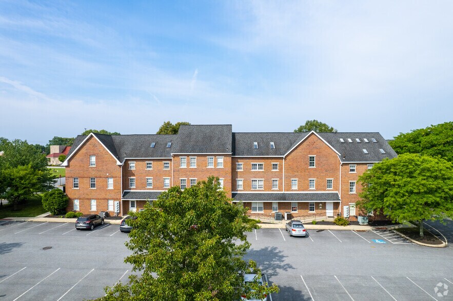 11-22 Regency Plz, Glen, Glen Mills, PA à vendre - Photo de l’immeuble – Image 3 sur 16