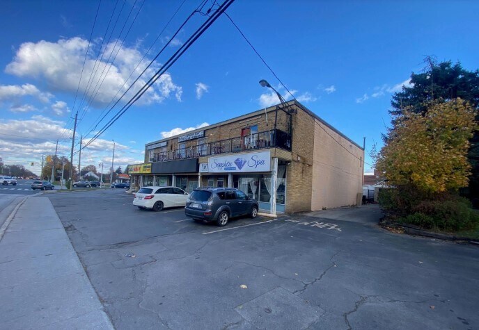 152-164 Hwy 8, Hamilton, ON à louer - Photo de l’immeuble – Image 3 sur 6
