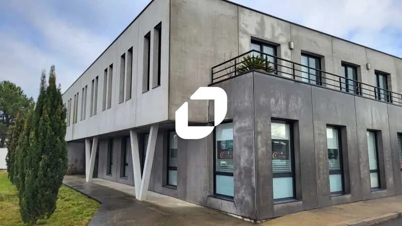 Bureau dans Mérignac à louer - Photo de l’immeuble – Image 1 sur 8