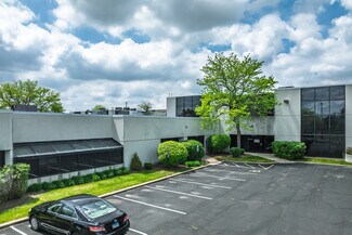Plus de détails pour 105-195 W Central Rd, Schaumburg, IL - Bureau à louer