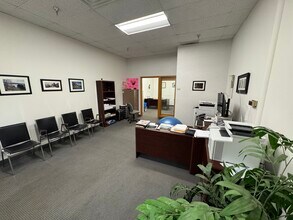 1929 N Washington St, Bismarck, ND à louer Photo intérieure– Image 2 sur 5