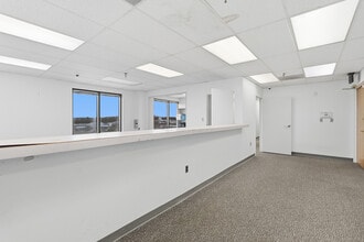 6196 Oxon Hill Rd, Oxon Hill, MD à louer Photo intérieure– Image 2 sur 17