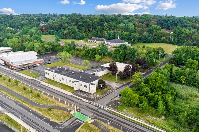 Plus de détails pour 2204-2230 Erie Blvd, Syracuse, NY - Industriel/Logistique aux enchères