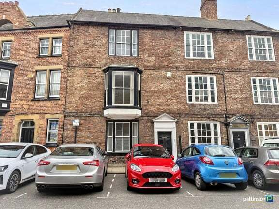 19.5 Old Elvet, Durham à vendre - Photo principale – Image 2 sur 17