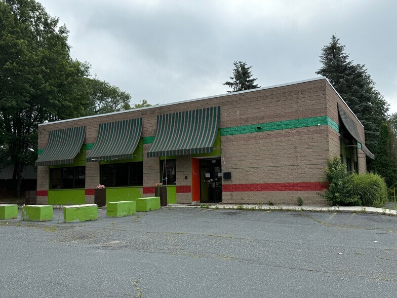 374 Boston Post Rd E, Marlborough, MA à louer - Photo de l’immeuble – Image 2 sur 32