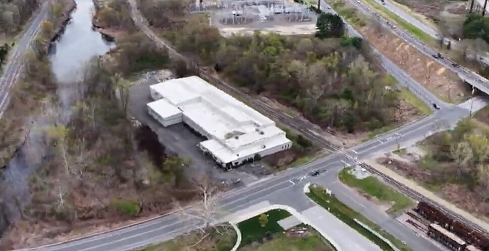 760 Frost Bridge Rd, Watertown, CT à vendre - Vidéo sur l’annonce professionnelle – Image 2 sur 3