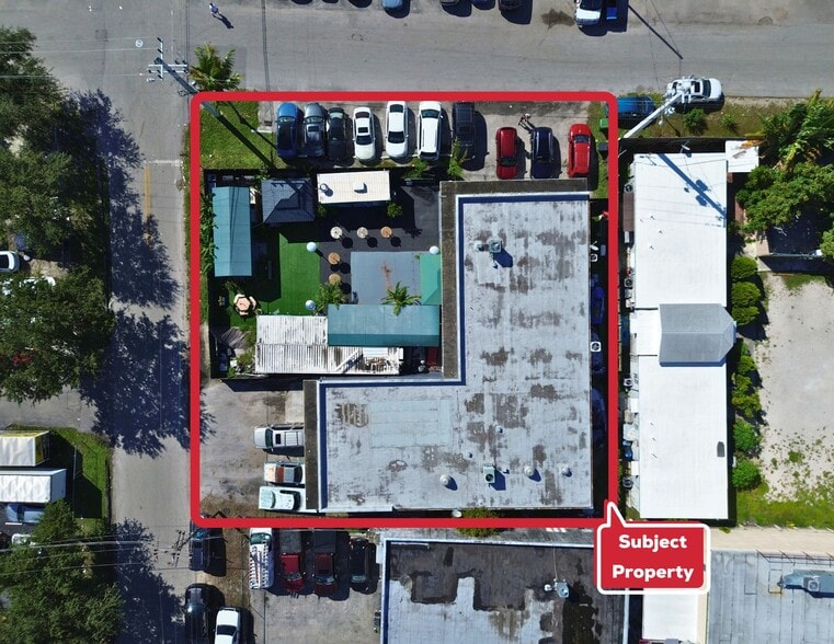 2220 SW 60th Ter, Miramar, FL à vendre - Photo principale – Image 1 sur 28