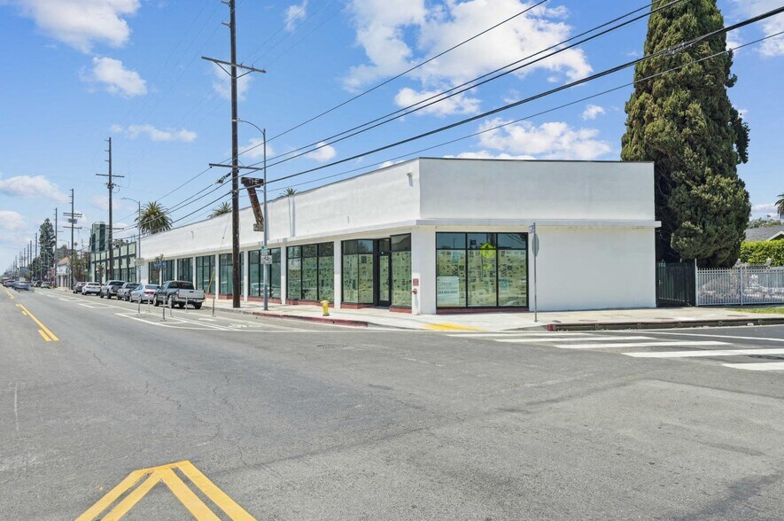 4501-4515 W Adams Blvd, Los Angeles, CA à louer - Photo de l’immeuble – Image 1 sur 19