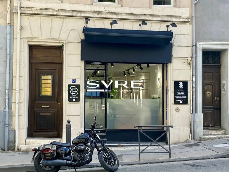 Local d'activités dans Marseille à vendre - Photo de l’immeuble – Image 1 sur 16