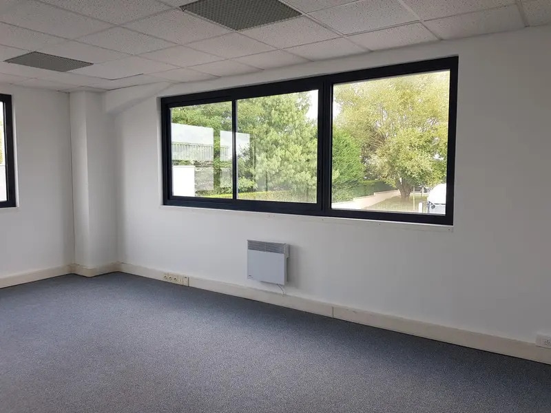 2 Rue De La Voie Gallo-Romaine, Quincy-Voisins à louer Photo de l’immeuble– Image 1 sur 9