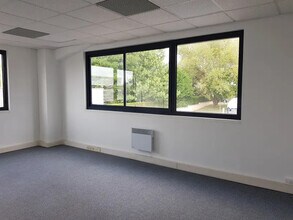 2 Rue De La Voie Gallo-Romaine, Quincy-Voisins à louer Photo de l’immeuble– Image 1 sur 9