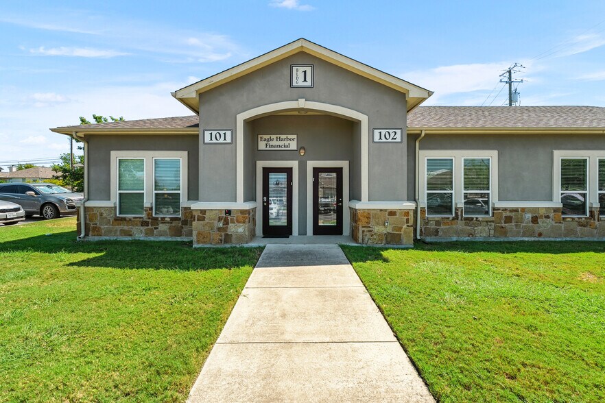 1490 Rusk Rd, Round Rock, TX à louer - Photo de l’immeuble – Image 2 sur 26