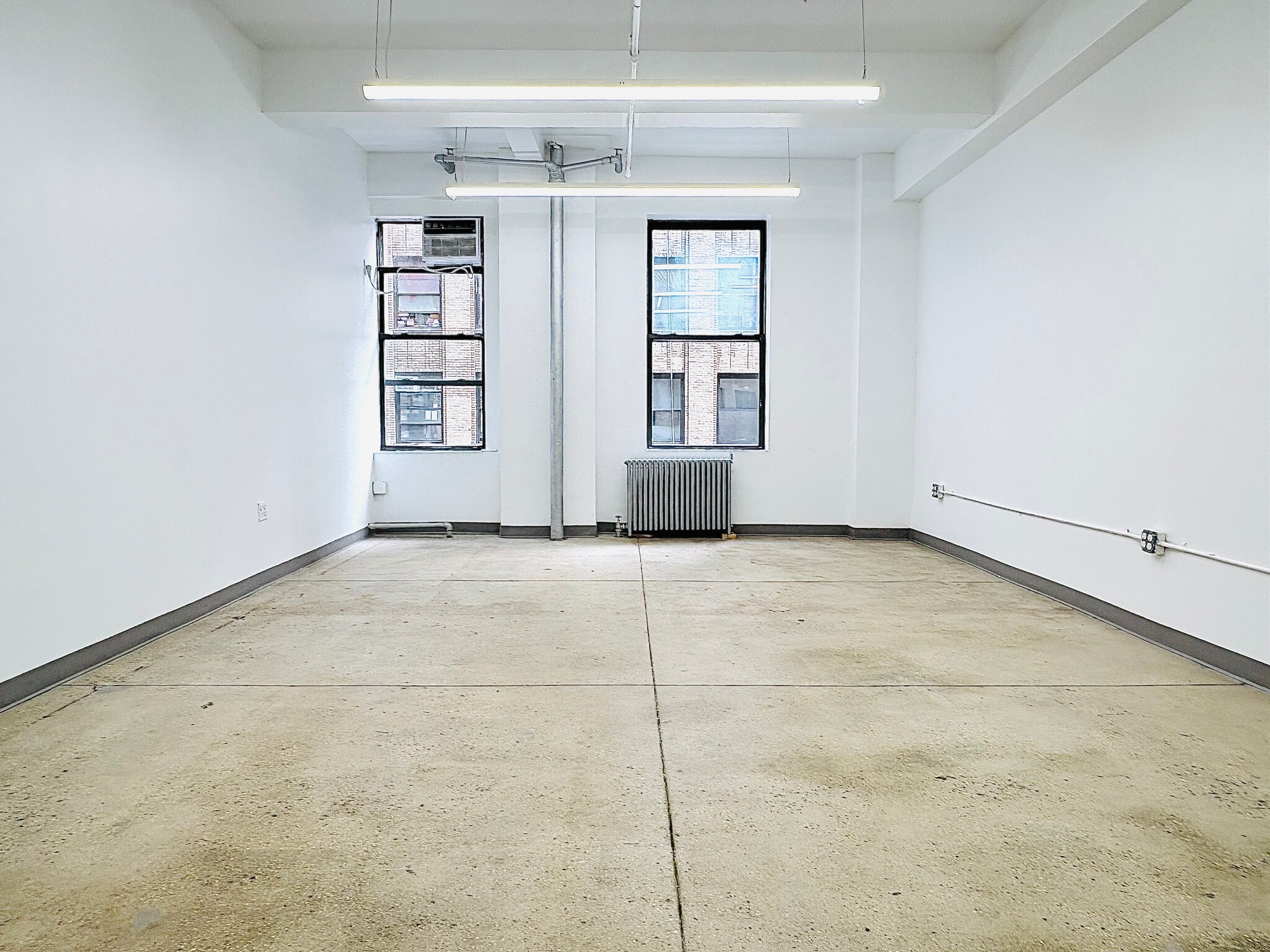 252 W 38th St, New York, NY à louer Photo intérieure– Image 1 sur 3