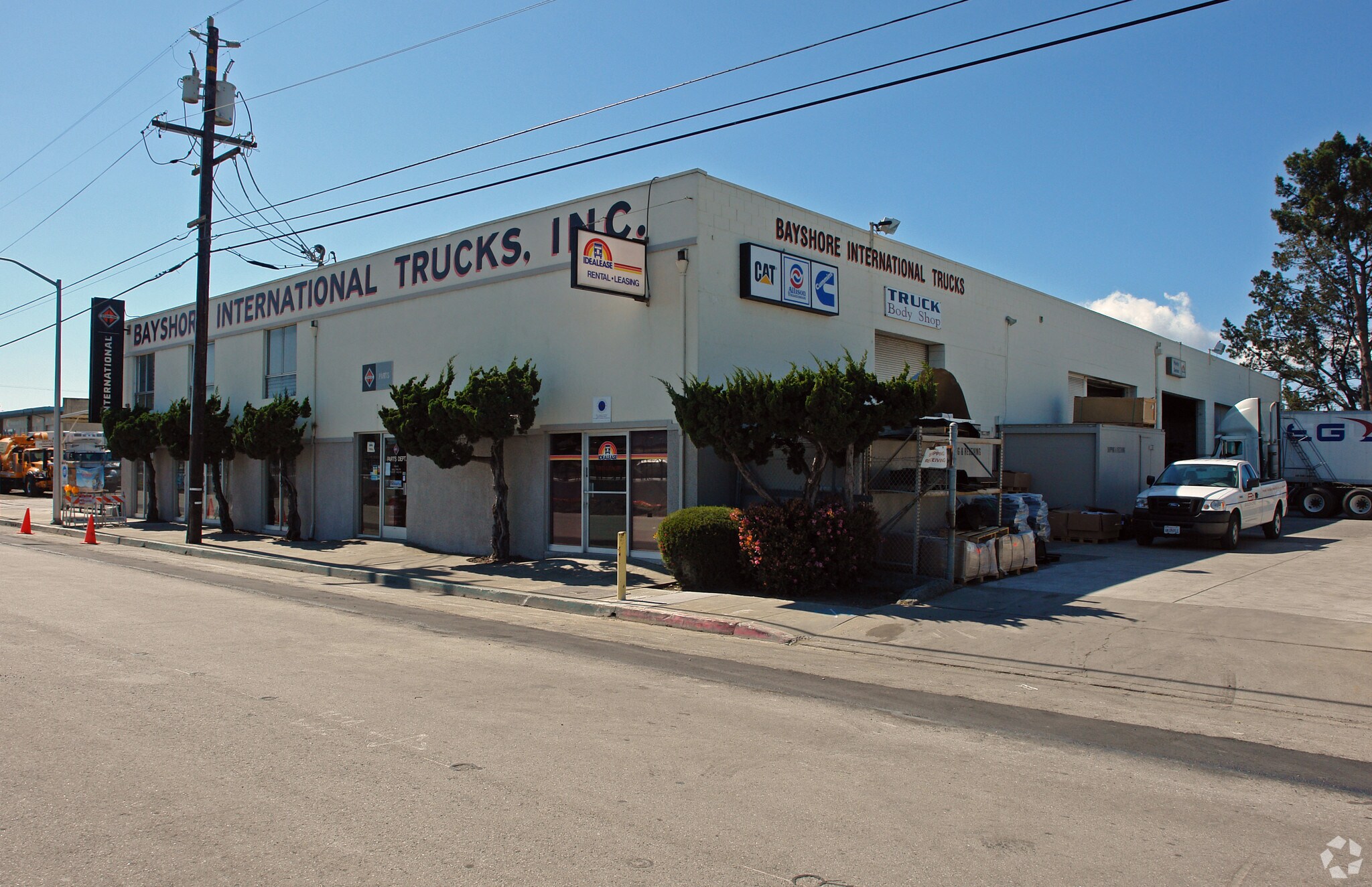 35 N Amphlett Blvd, San Mateo, CA à louer Photo principale– Image 1 sur 10