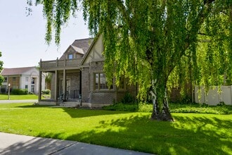 109 N Main St, Springville, UT à louer Photo intérieure– Image 2 sur 50