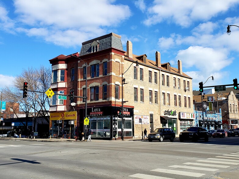 1725 S Ashland Ave, Chicago, IL à louer - Photo de l’immeuble – Image 1 sur 3