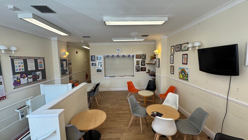 45 Coten End, Warwick à vendre - Photo de l’immeuble – Image 2 sur 8